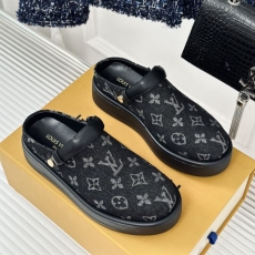 Louis Vuitton Low Shoes